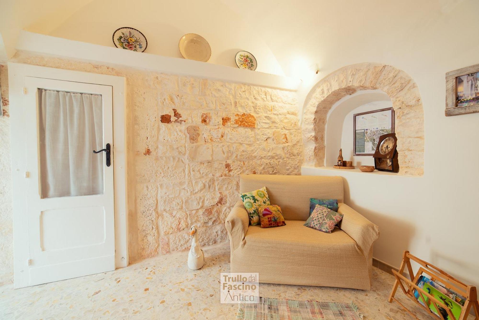 Вілла Trullo Dal Fascino Antico Локоротондо Екстер'єр фото